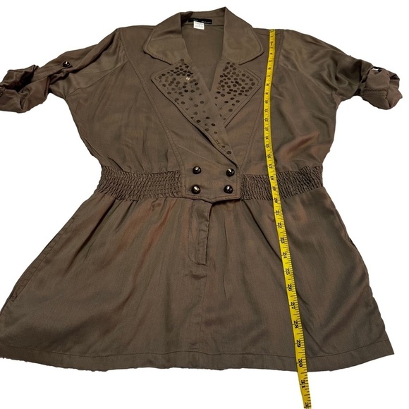 Hot & Delicious Olive Green Shirt Top Tunic Size Medium Gathered Waist Pockets - Picture 10 of 15